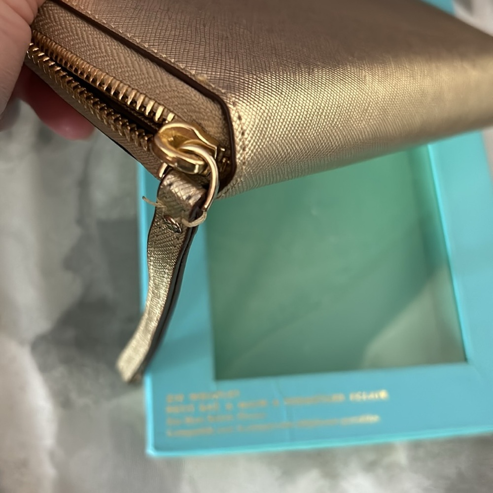 Kate Spade Gold Saffiano Leather Zip Around Wristlet Wallet Storybook Lining NIB - Picture 10 of 16